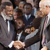 Sam Nujoma and FW de Klerk shake hands as Namibia gains Independence - March 1990